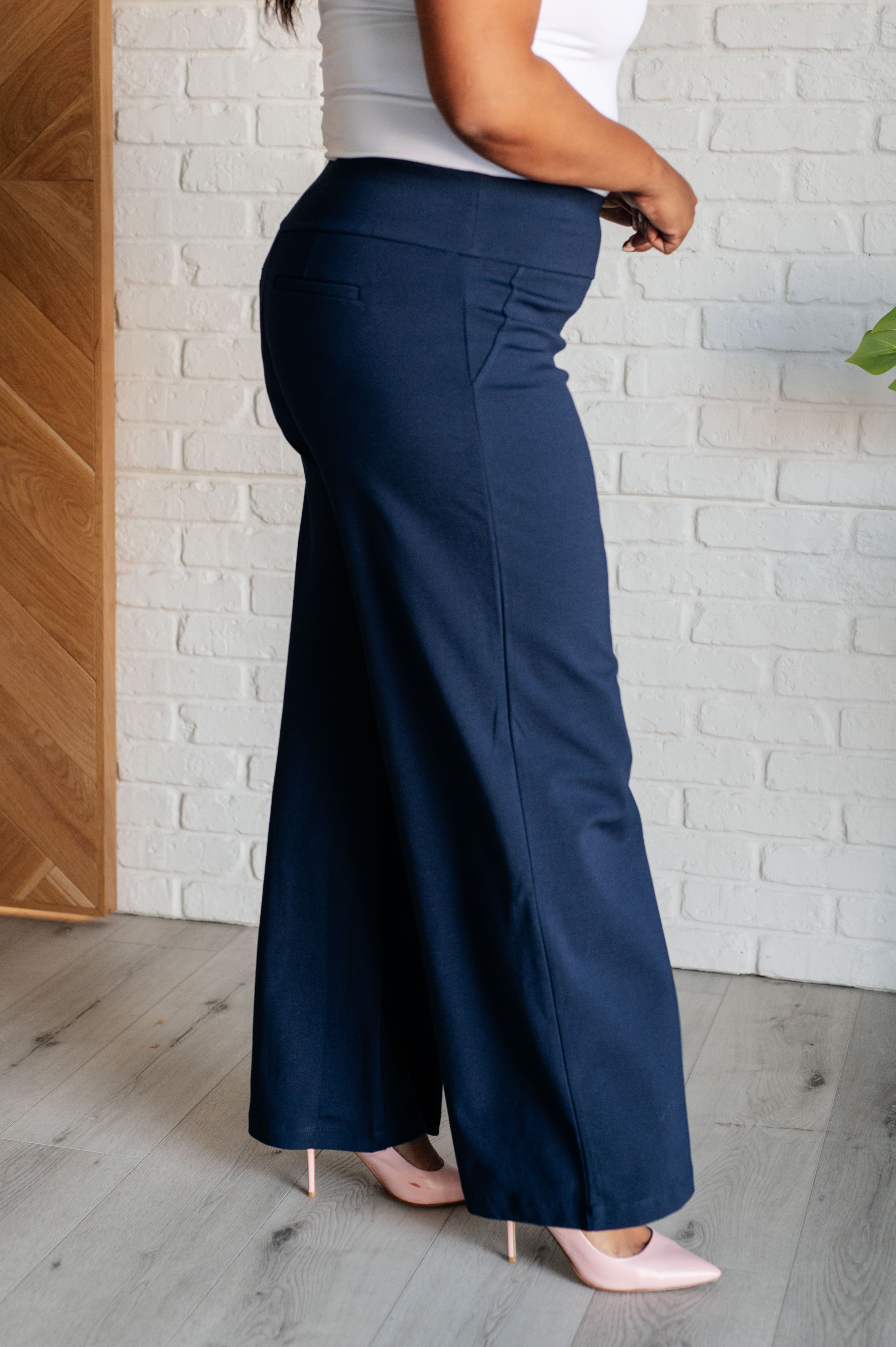 Magic Wide Leg Pants in Navy - 31" inseam